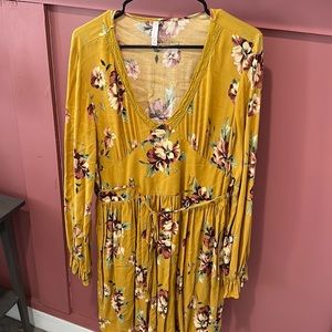 Target xl yellow long sleeve floral dress